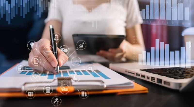 Banco de la República otorga becas para estudiar en el exterior en áreas financieras