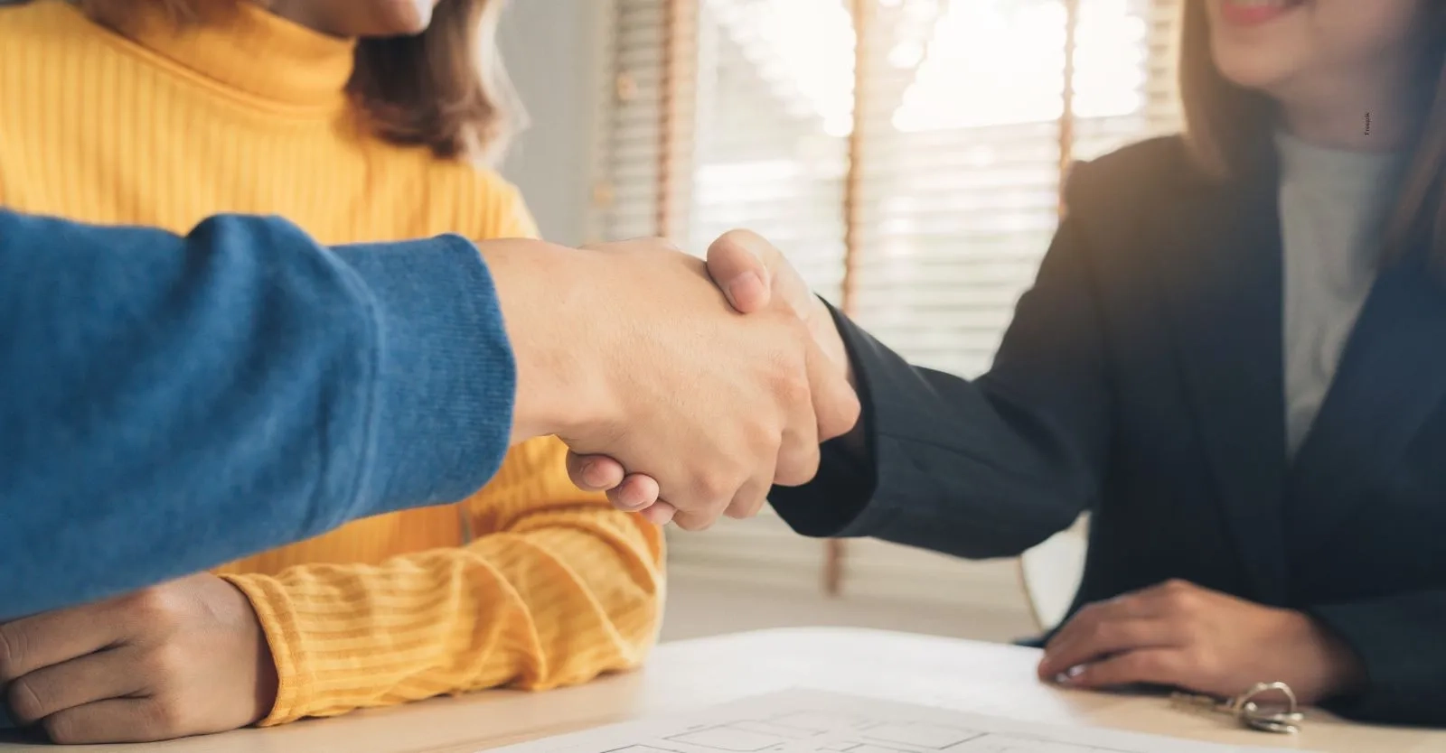 ¿Qué otras obligaciones deben cumplir los emprendedores?