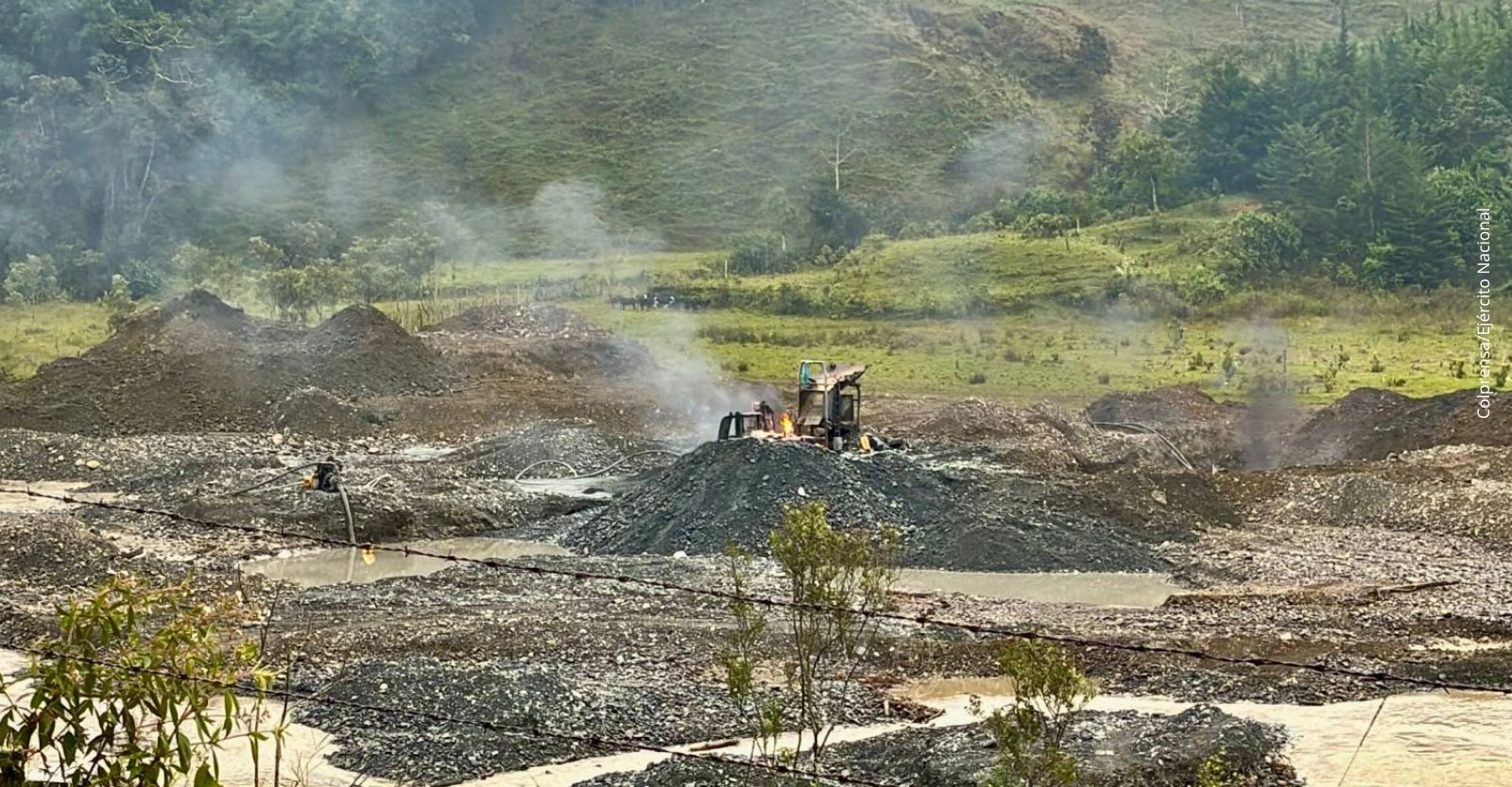 Armada intensifica operativos contra la minería ilegal en Cesar y Chocó