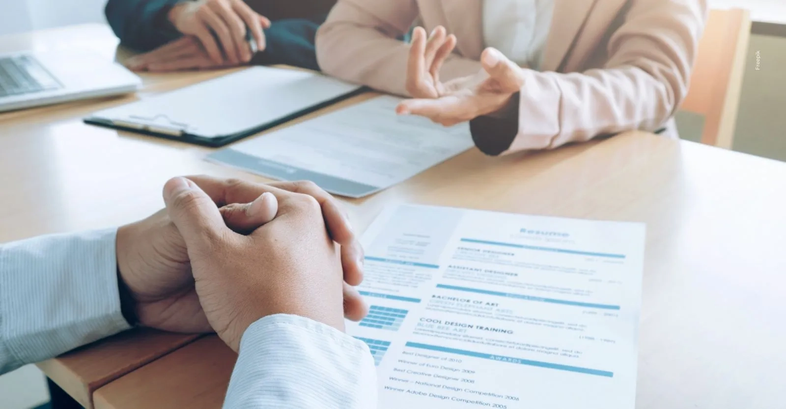 Modelo de hoja de vida 2026: ¿qué debe tener tu CV para tener más oportunidades de conseguir empleo en Colombia?
