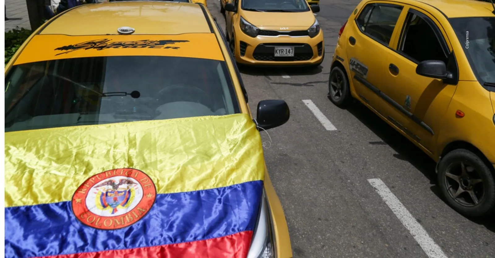 Gobierno Petro expide Decreto 1001 de 2026 para modernizar el servicio de taxis